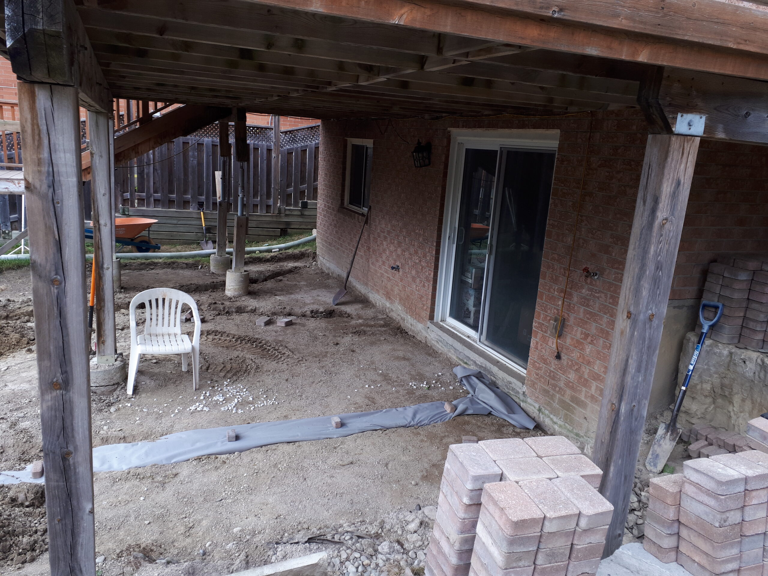drainage under a new interlock patio