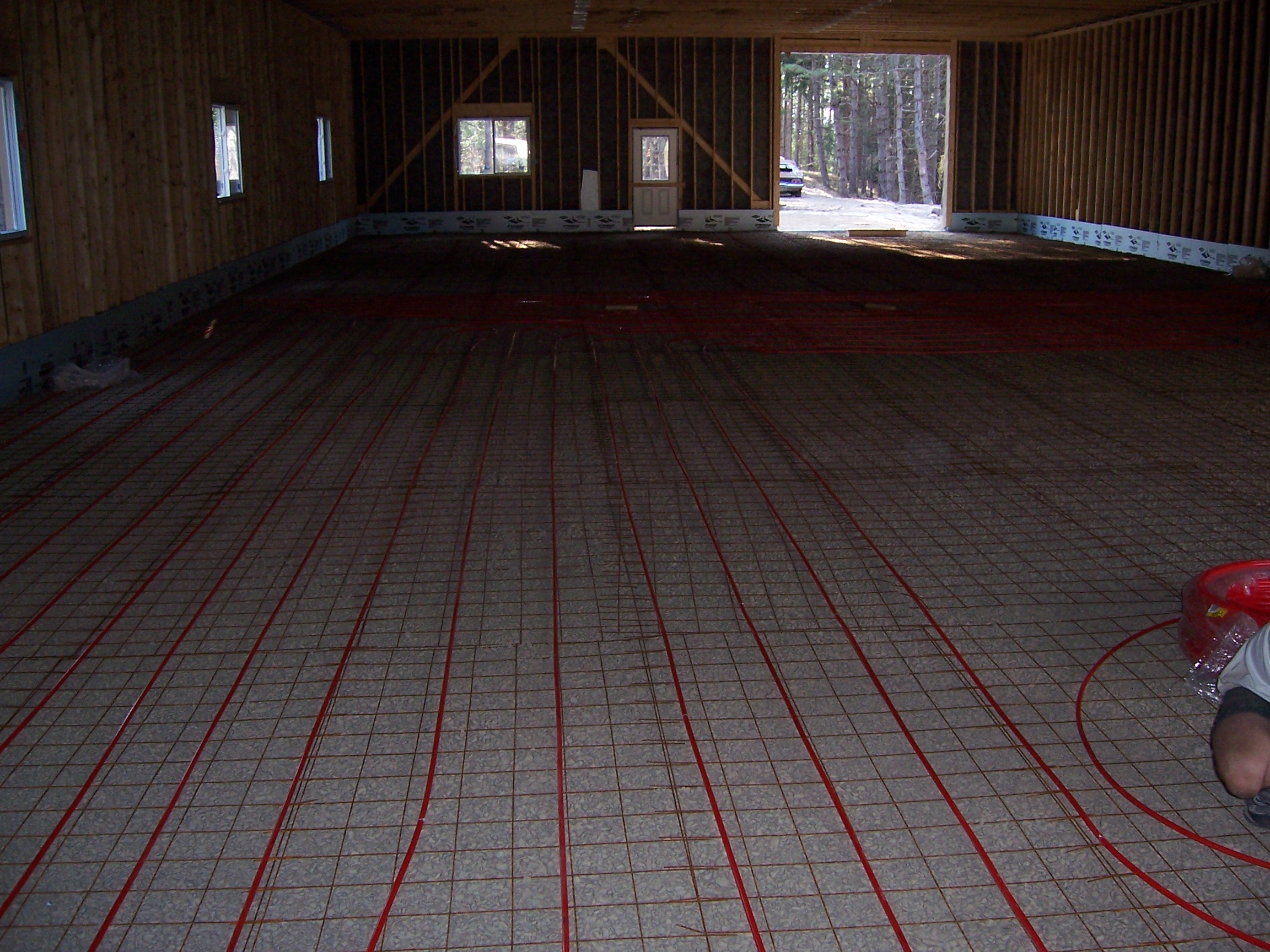 radiant floor heating installation pex loops