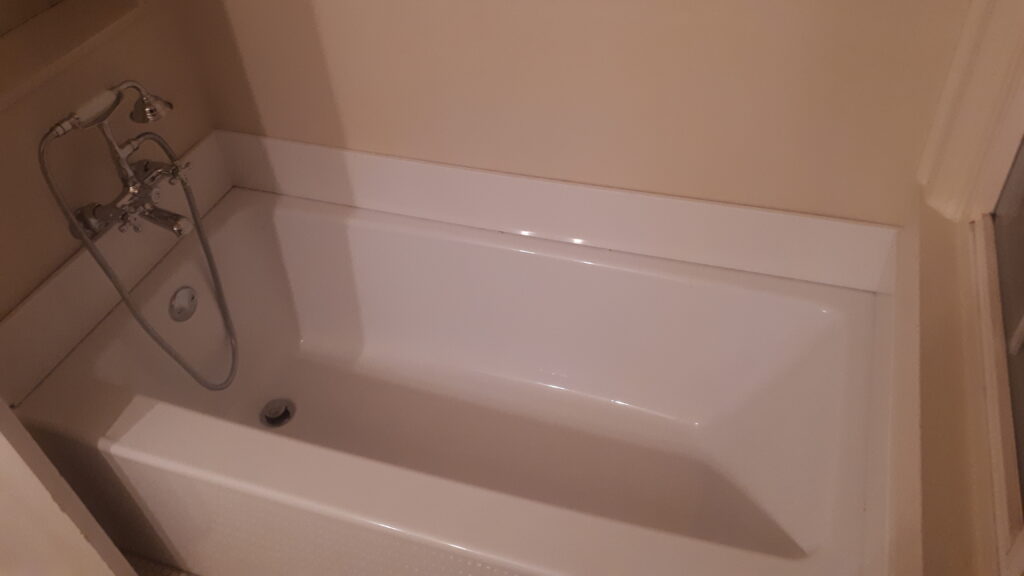 bath tub installation georgetown , ontario